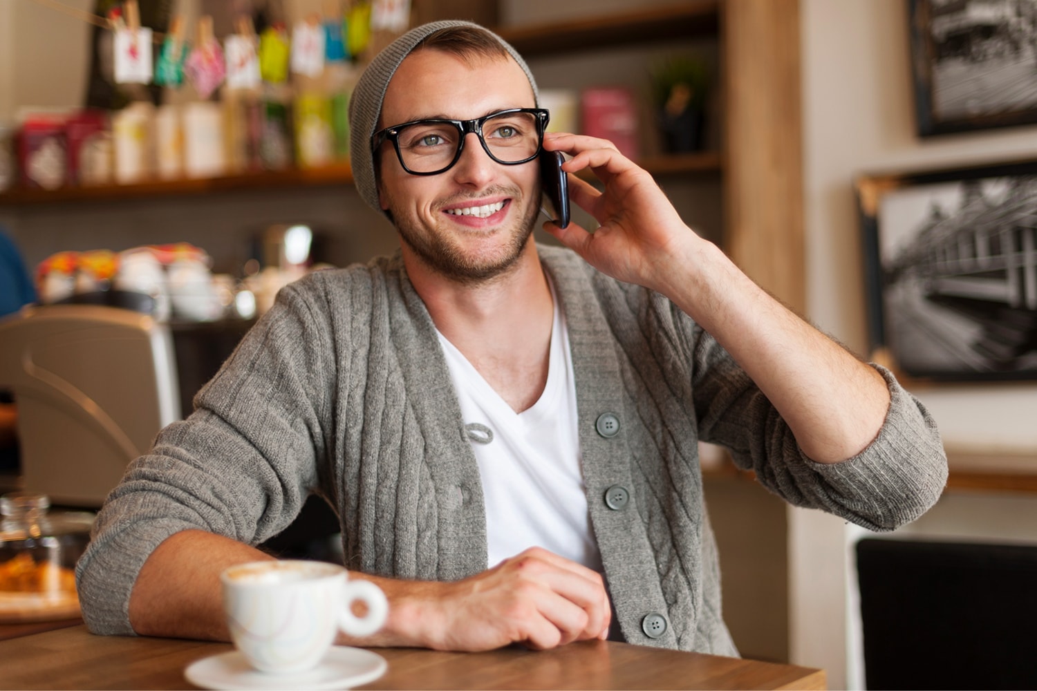 Client au téléphone
